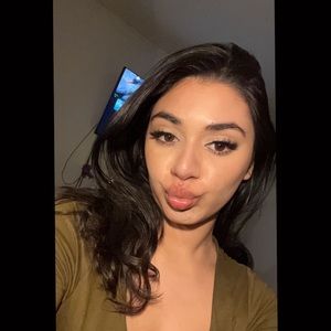 Meet your Posher, Sahar